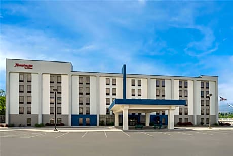 Hampton Inn By Hilton Altoona