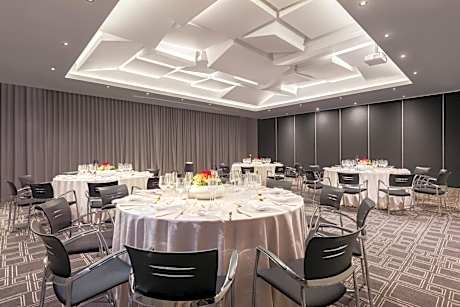 Protea Hotel Fire & Ice! Pretoria Menlyn