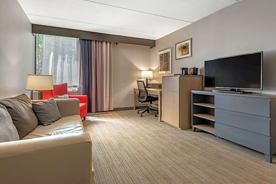 Comfort Inn & Suites Syracuse North