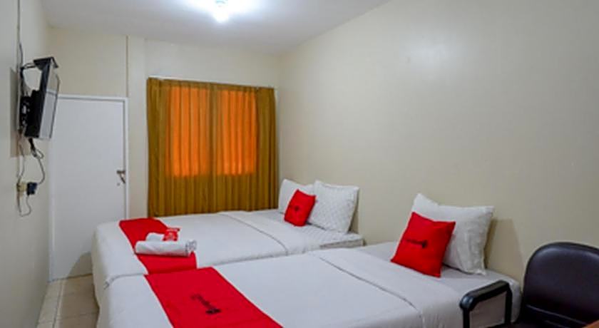 RedDoorz near RSUD Kudus