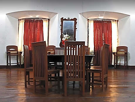 Escolta's Homey Lodge