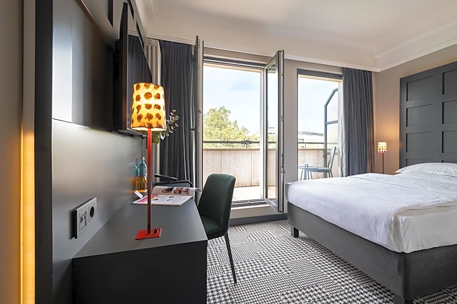 The Midtown Hotel