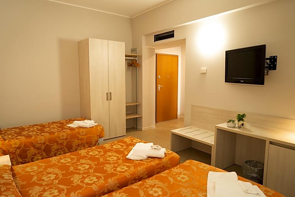 Photo 1 of 5 of Triple Room