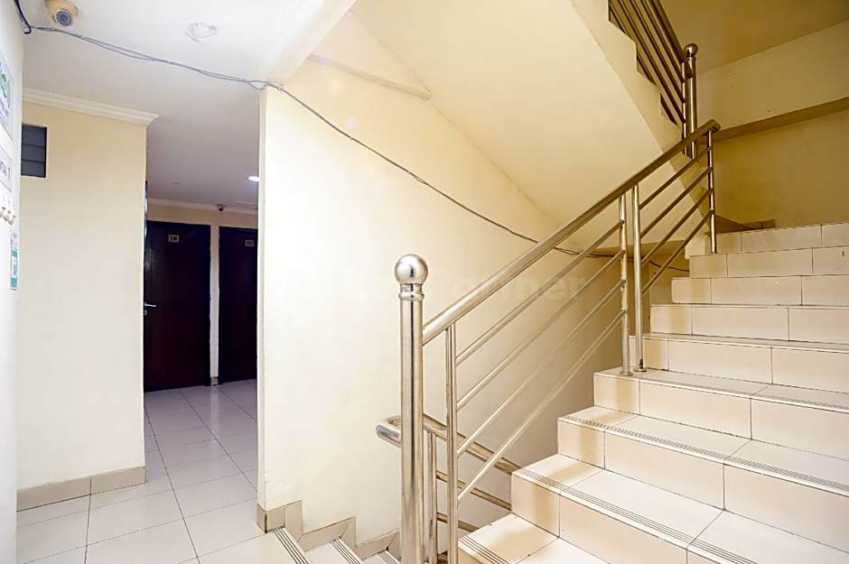Ariane Rooms RedPartner – Jakarta, NY