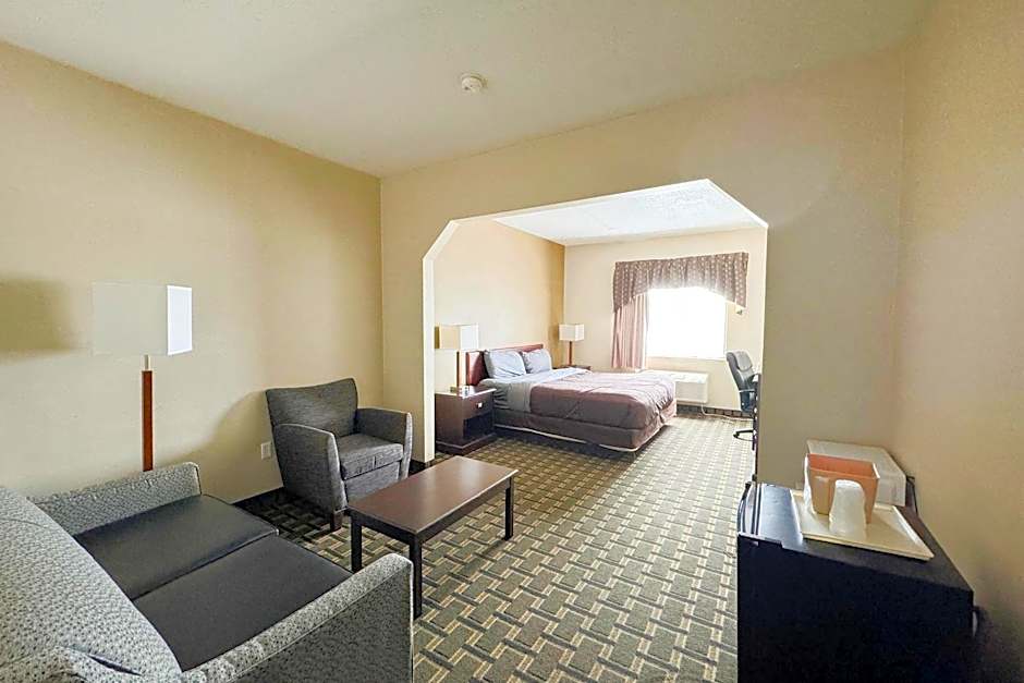 FairBridge Inn & Suites Batavia-Darien Amusement Park