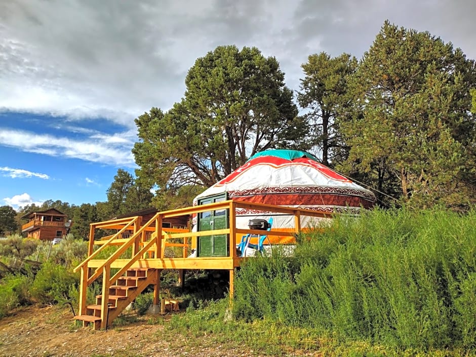 Boulder Mountain Guest Ranch