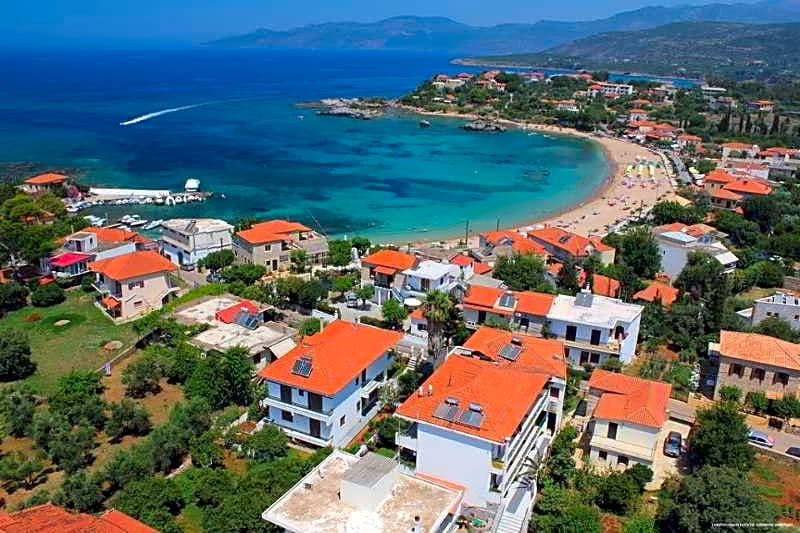 Nikas Rooms & Apartments