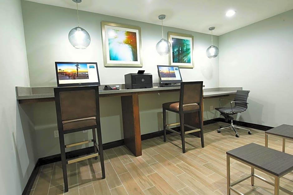 Staybridge Suites Lake Charles By IHG
