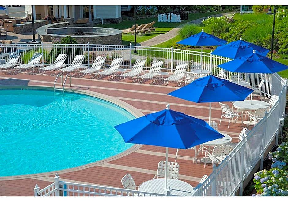 Hyannis Harbor Hotel