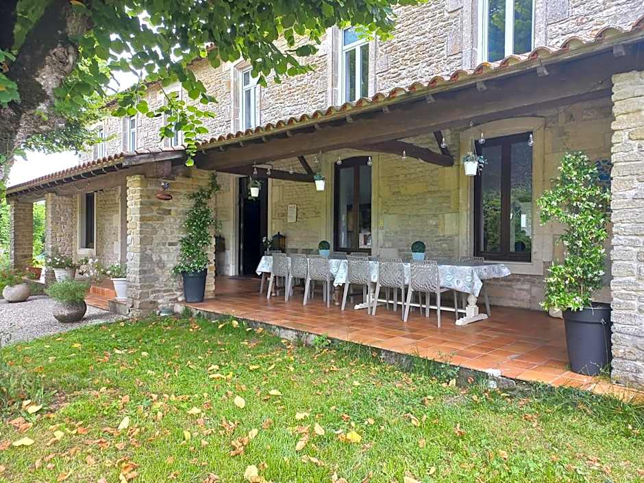 Domaine de Fontsauzine - gîtes et chambre d'hôtes