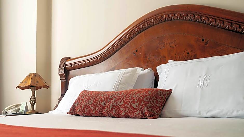 Miraflores Colon Hotel
