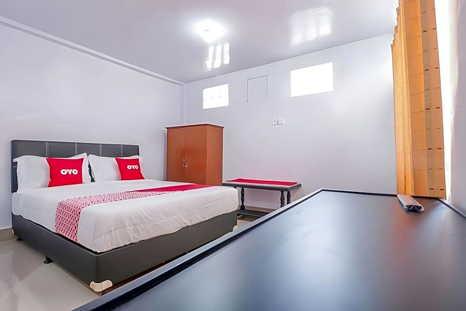 SUPER OYO 1356 Gusti Residence