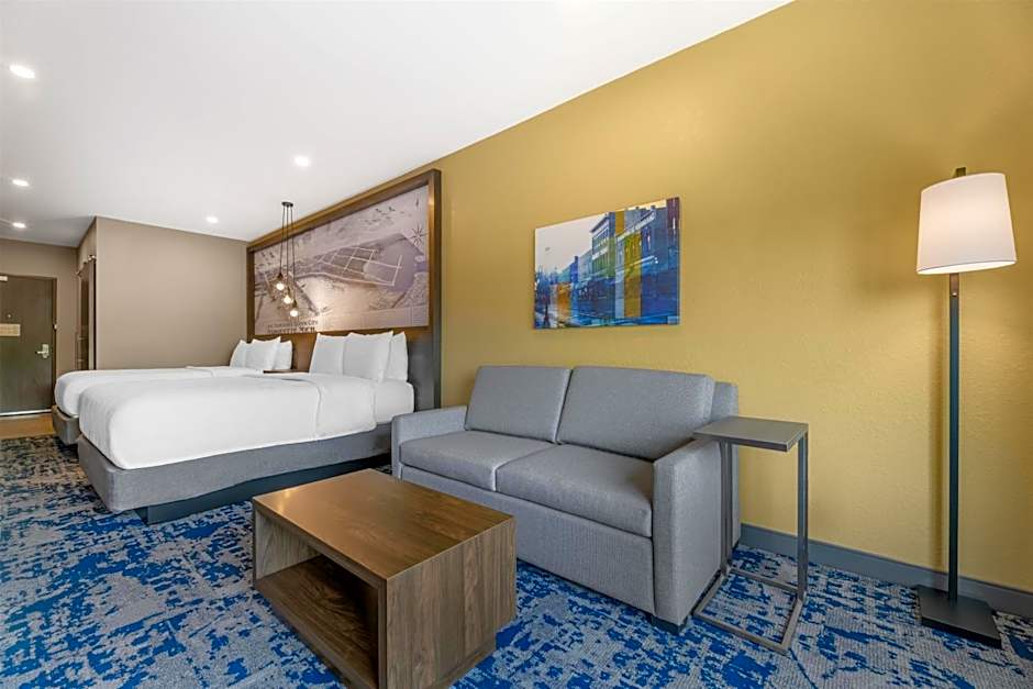 Best Western Plus Marquette Hotel & Suites