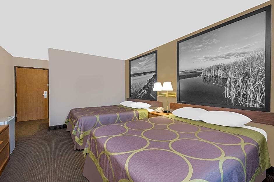 Super 8 by Wyndham Lisbon