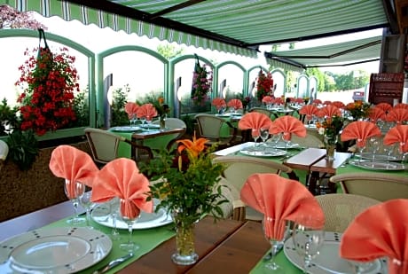 Logis Hotel Bellevue