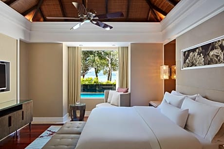 One-Bedroom King Villa with Private Pool - Beachfront
