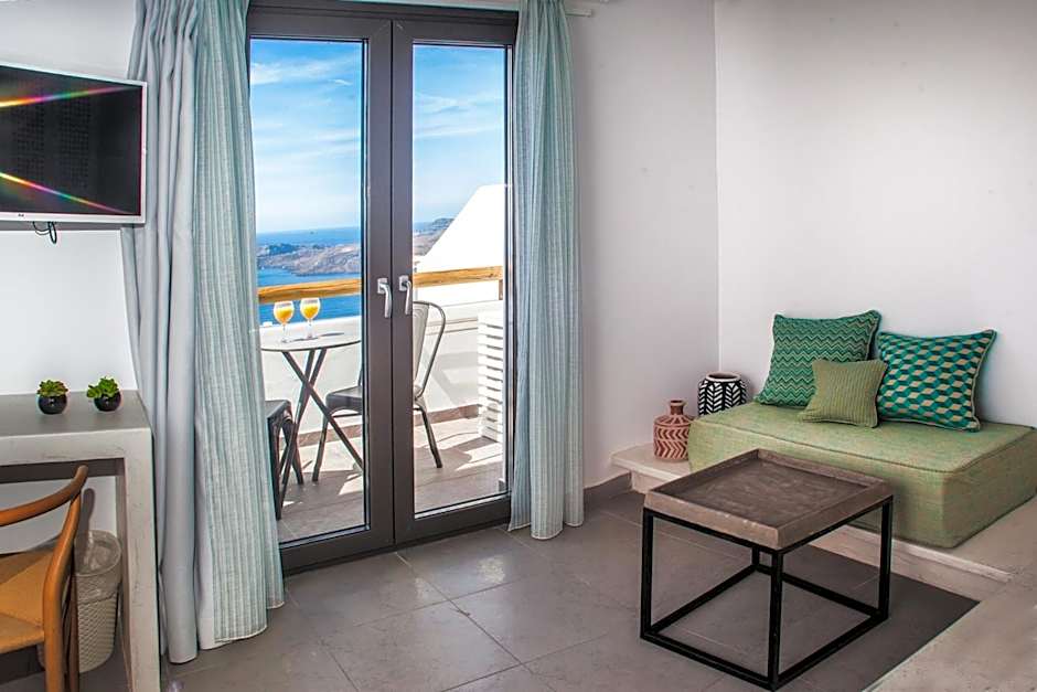 Amity Suites - Adults Only