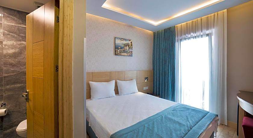 The Meretto Hotel LALELi