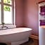 B&B Saint-Georges -Located in the city centre of Bruges-