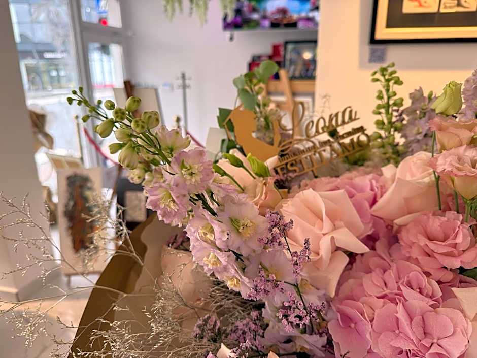 La Luna Premium Deluxe Apartment with Pool & Jacuzzi, Bikes and Covered Parking