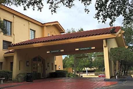 Days Inn by Wyndham Gainesville Florida