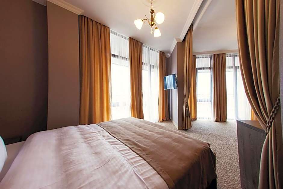 Old Garden Hotel Batumi