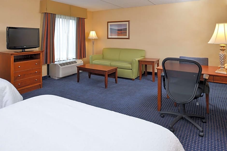 Hampton Inn By Hilton & Suites Fredericksburg South, Va