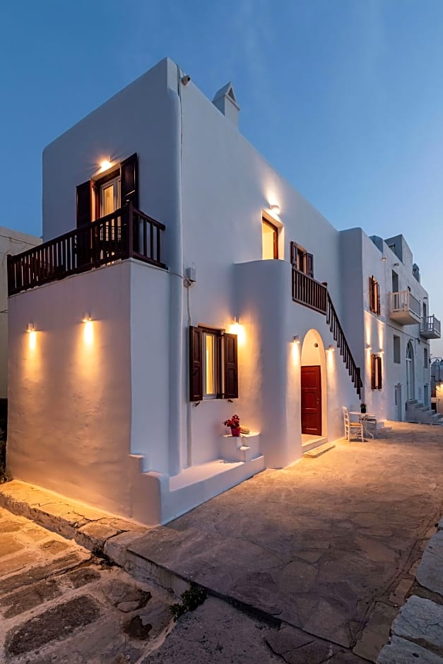 Sunset Paraportiani Rooms