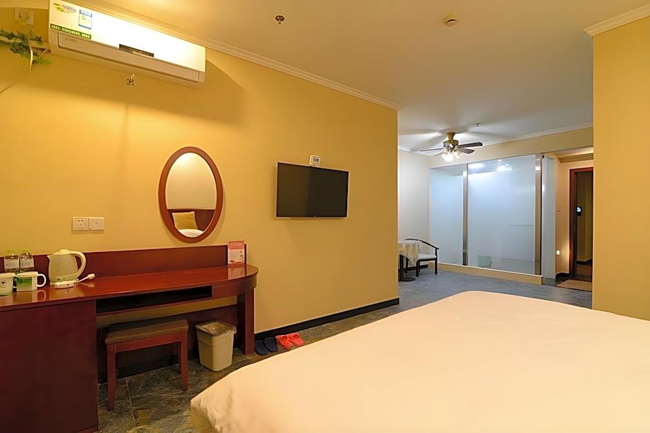 GreenTree Inn Zhenjiang DingMaoQiao Road WoDe Square Express Hotel