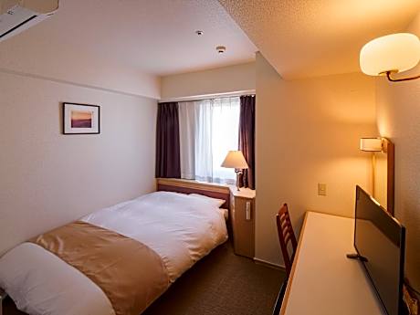 Semi Double Room - Smoking