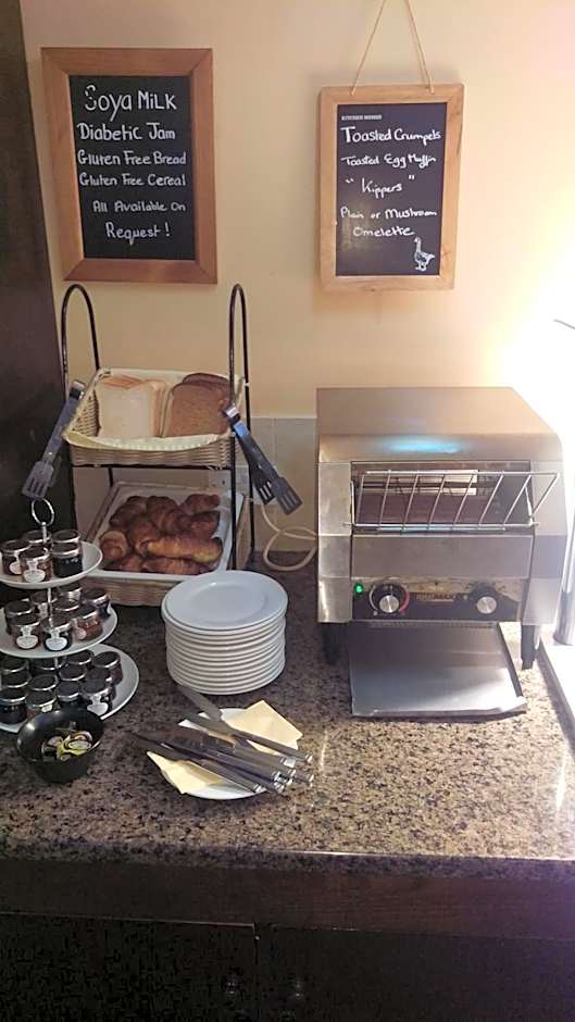 Best Western Plus Pastures Hotel