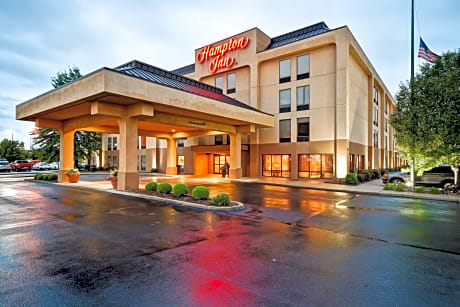 Hampton Inn Louisville Airport Fair/Expo Center
