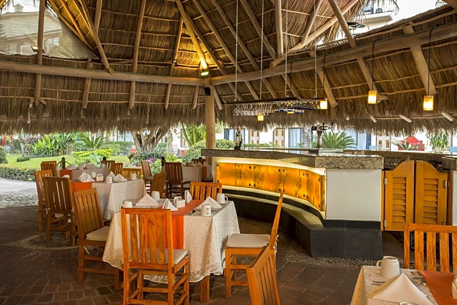 Flamingo Vallarta Hotel & Marina