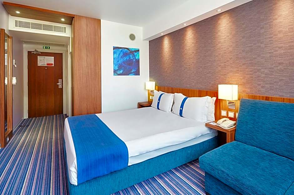 Holiday Inn Express Lisbon Alfragide By IHG