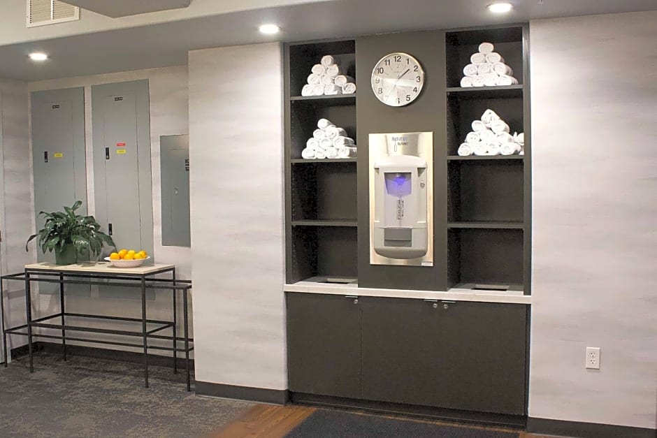 Fairfield Inn & Suites by Marriott San Francisco San Carlos