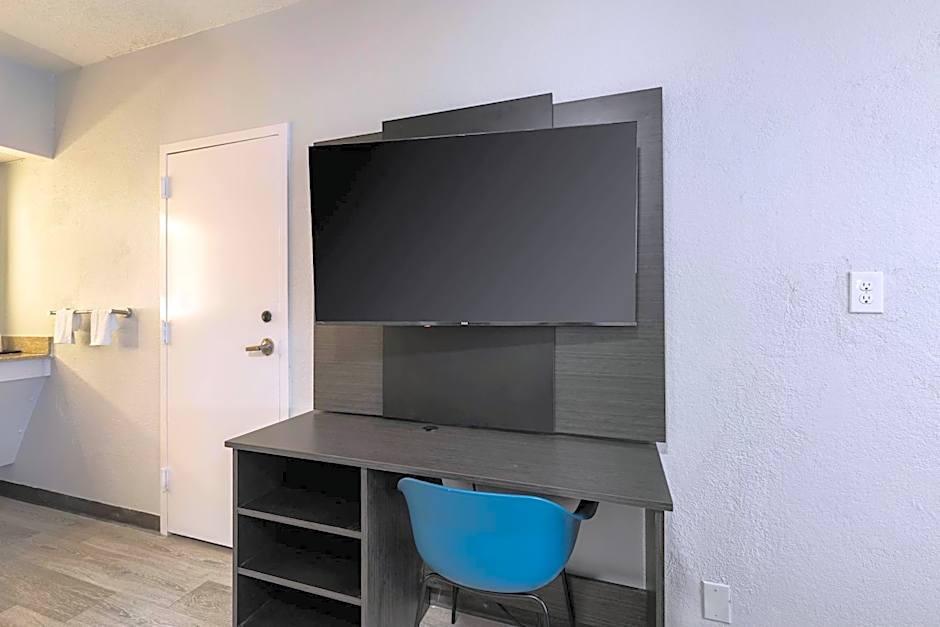 Studio 6 Suites Jacksonville, NC – Camp LeJeune