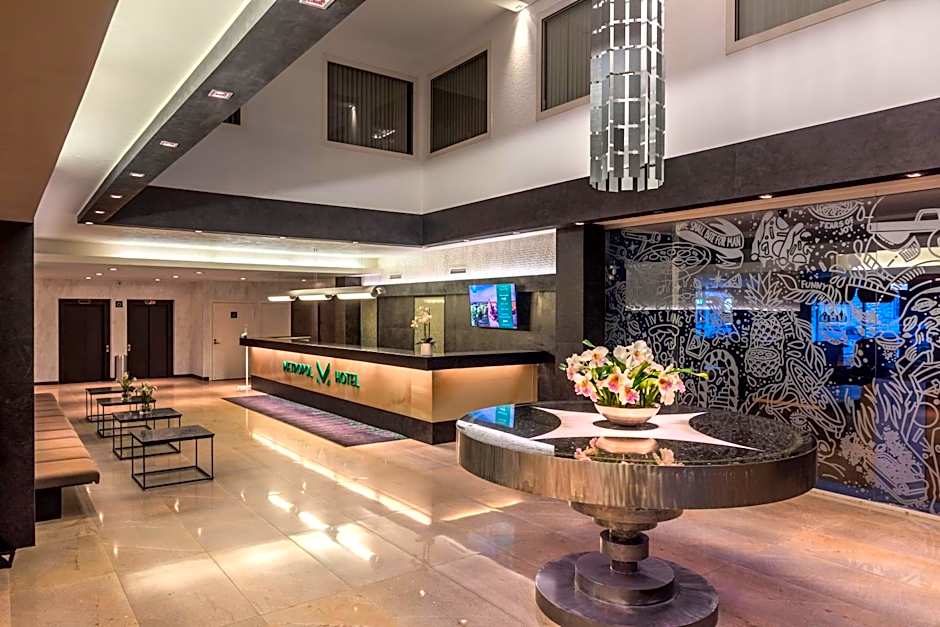 Metropol Hotel