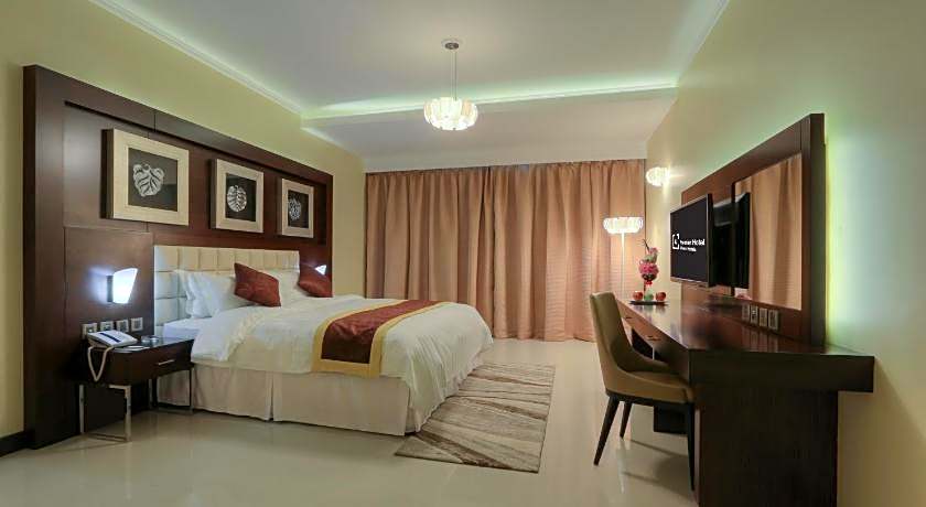 Premier Hotel