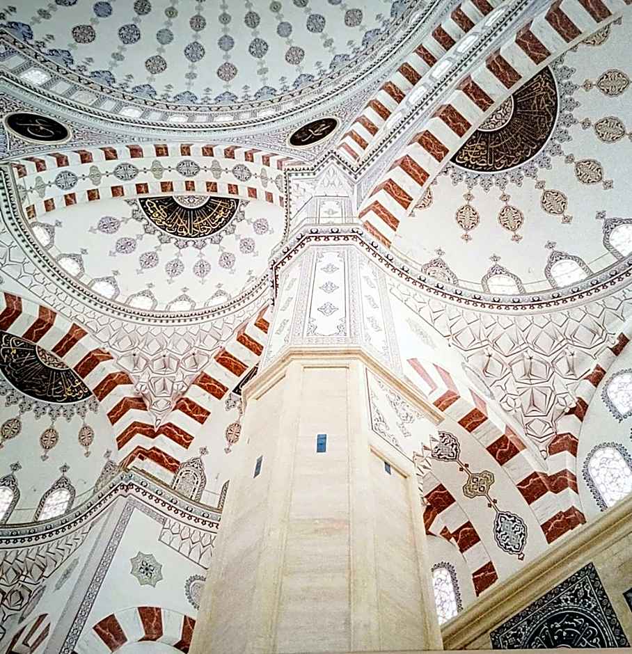 Lisbon Gambori Hostel