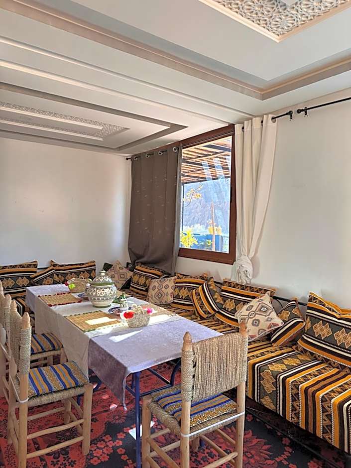 Hiking Nomads Guesthouse