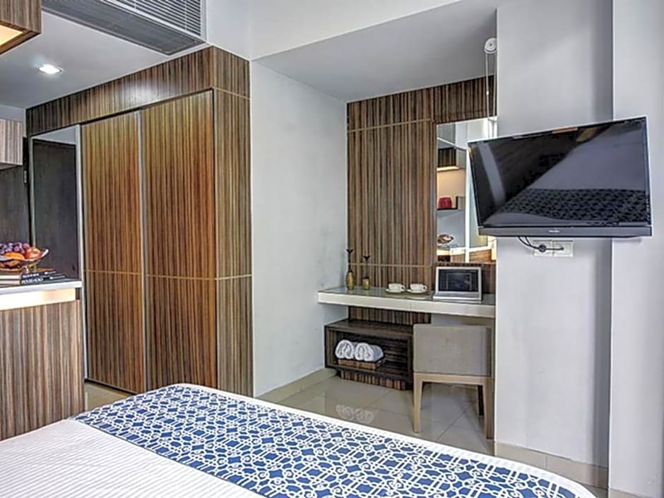 Sampit Residence Managed By Flat06