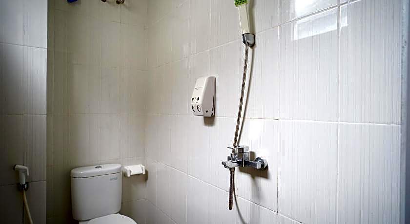 OYO 1477 Athar 88 Hotel