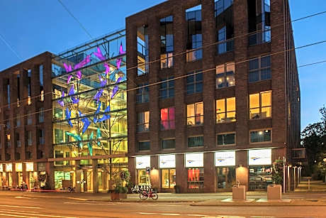 Grand Hotel Downtown