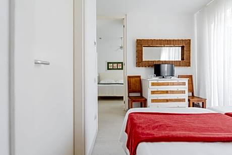 Junior Suite with Garden View