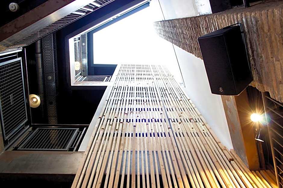 Black Swan Hostel Sevilla