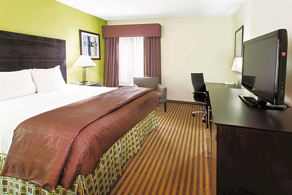 La Quinta Inn & Suites by Wyndham Grove City