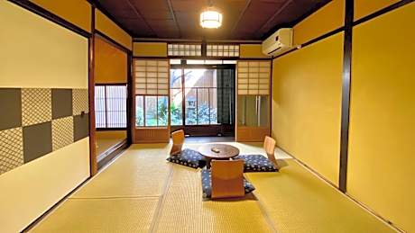 Superior Twin Room with Garden View