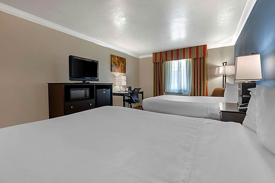 Best Western Colonial Inn