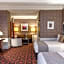 Empire Hotel