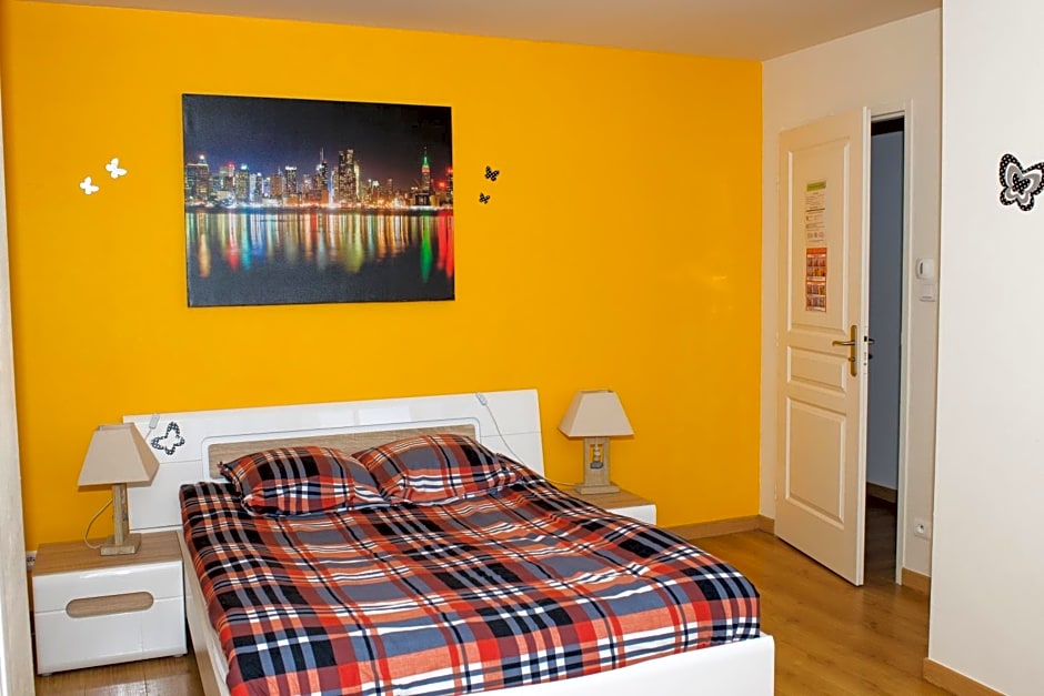 Chambre d'hôtes Au Coeur De NancyB&B